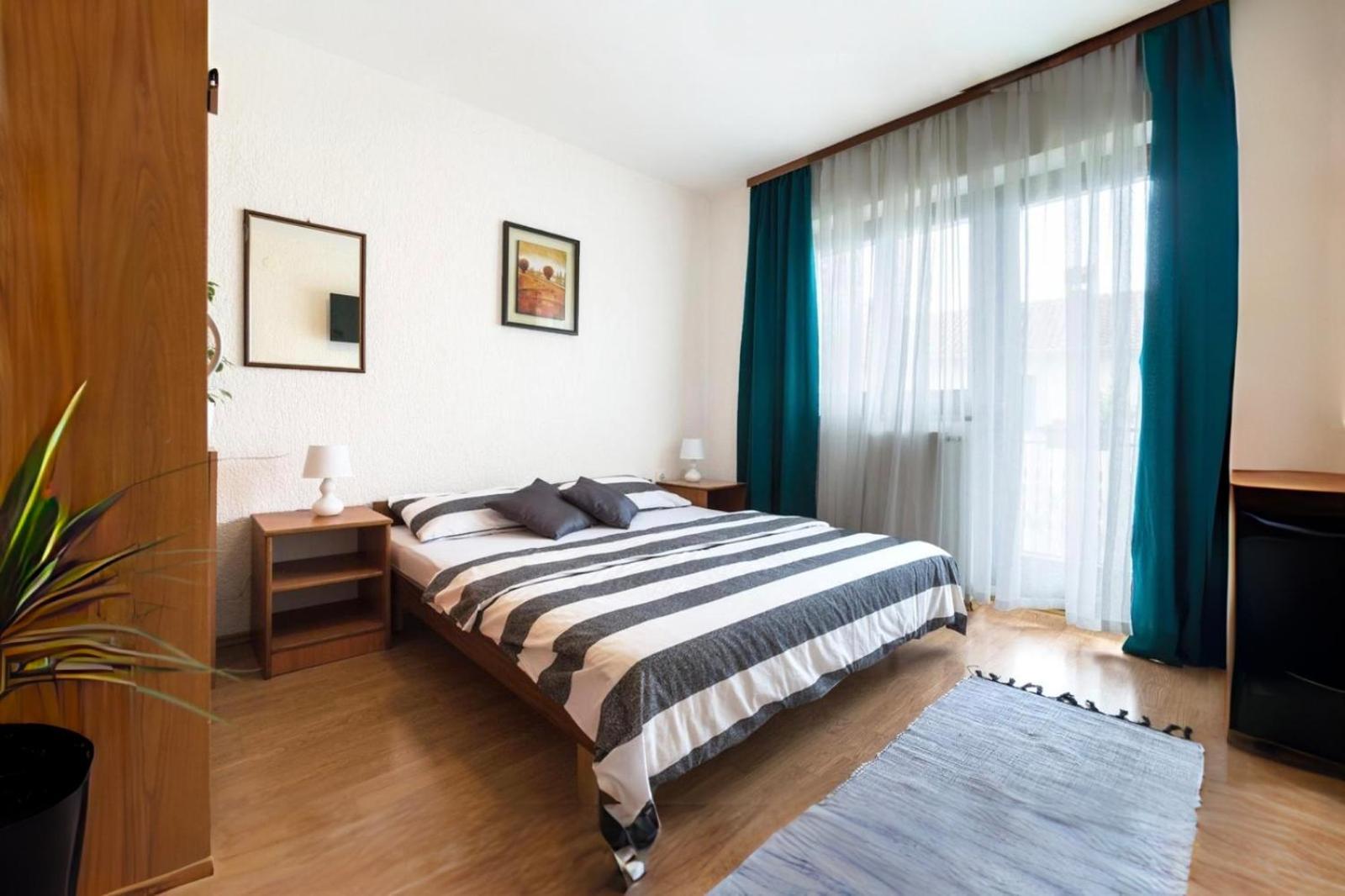 Amelie Apartments Πόρετς Εξωτερικό φωτογραφία